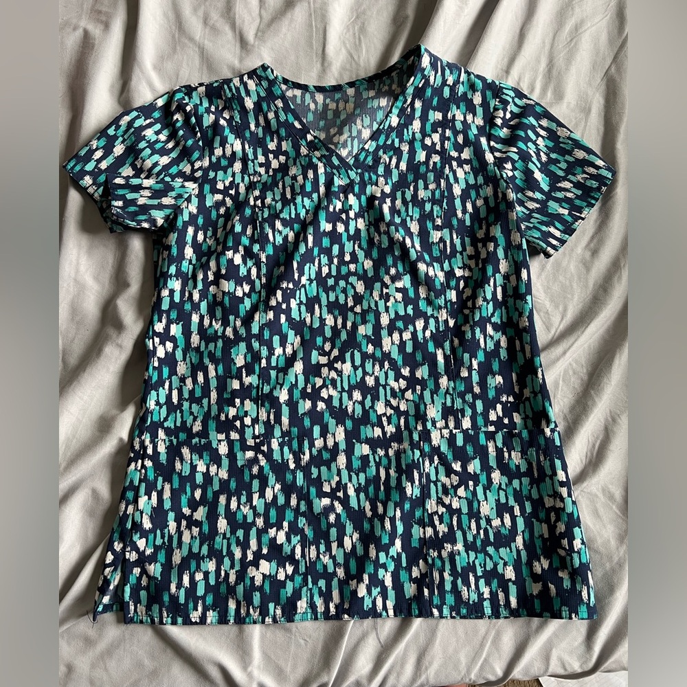 Med Couture Blue and Teal Fitted Short Sleeve Blouse